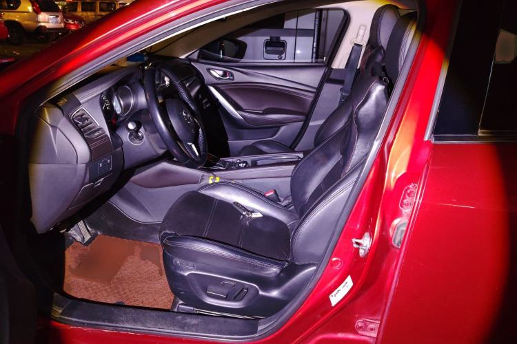 Used Mazda Atenza 2017 2.0L Blue Sky Luxury Edition
