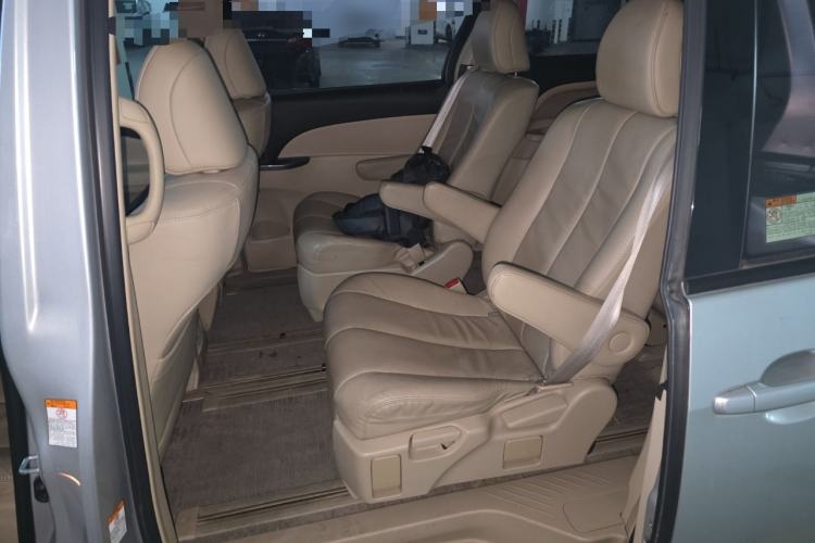 Used Toyota Previa 2012 2.4L 7-Seater Luxury Edition Left Rear Seat