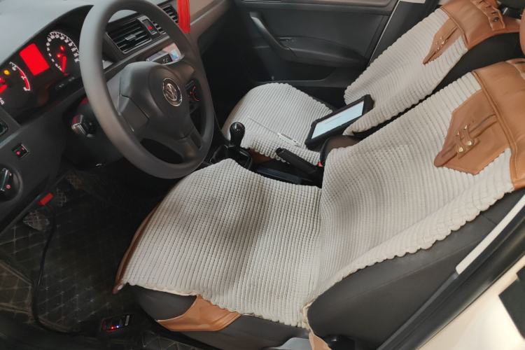 Used Volkswagen Santana 2015 1.6L Manual Fashion Edition
