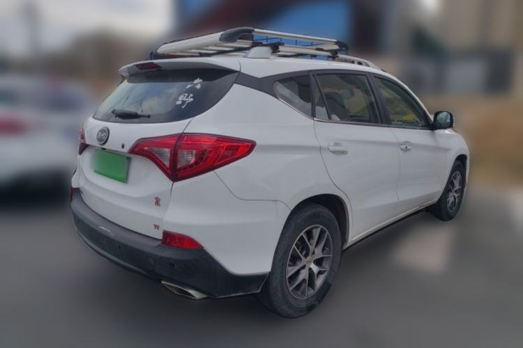 Used BYD Song 2016 1.5TI Manual Luxury Model
