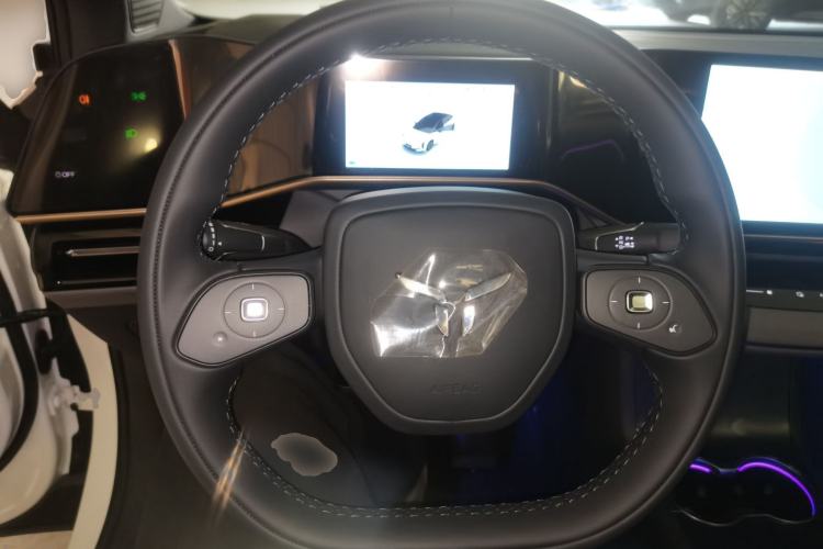 Used Hongqi EH7 2025 600 Smart Selection Edition
