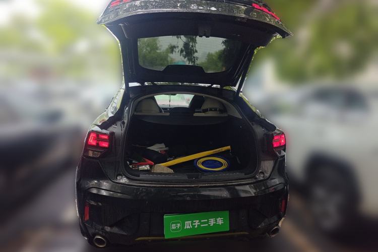 Used Lynk & Co 05 2022 2.0T Two-Wheel Drive Shine Halo Trunk