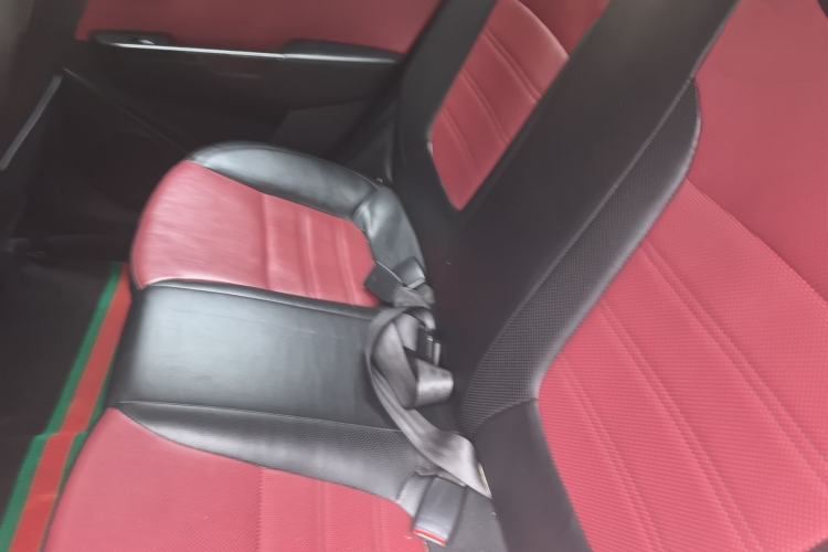 Used Kia K2 2015 Hatchback 1.4L AT GLS Cool Edition