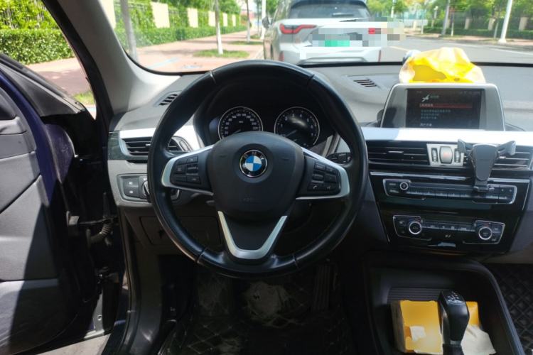 Used BMW X1 2018 sDrive20Li Leading Model
