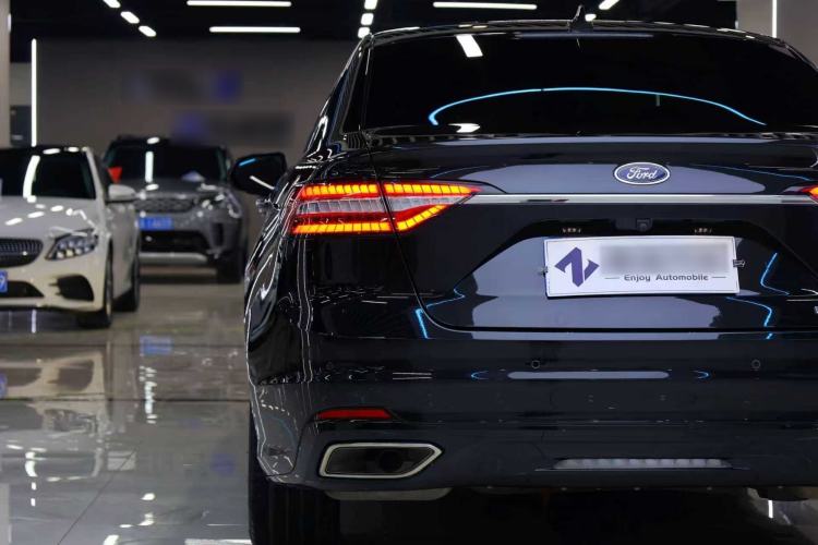 Used Ford Taurus 2019 EcoBoost 245 Premium Edition