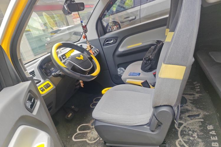 Used Wuling Hongguang MINIEV 2021 Macaron Fashion Model Lithium Iron Phosphate Left Front Seat