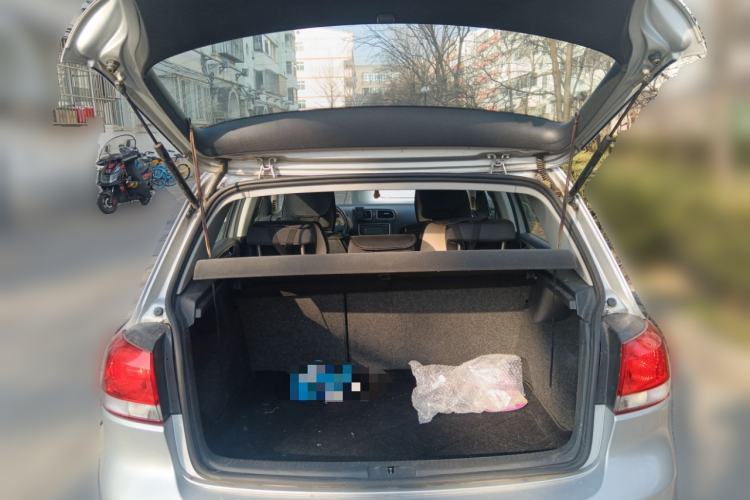 Used Volkswagen Golf 2012 1.6L Automatic Comfort Model
