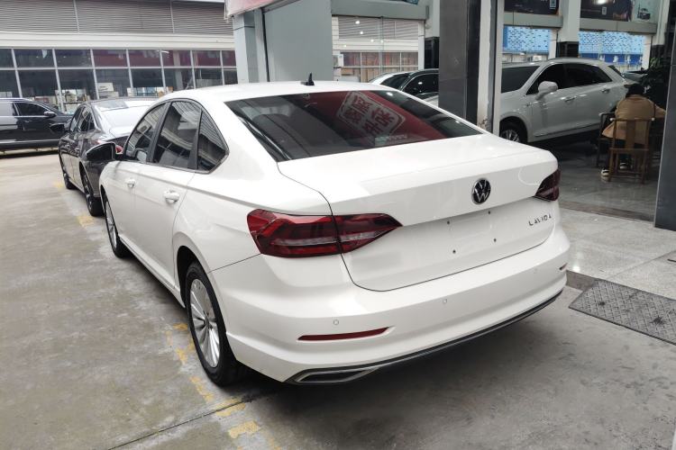 Used Volkswagen Lavida 2021 1.5L Automatic Comfort Edition Exterior 2