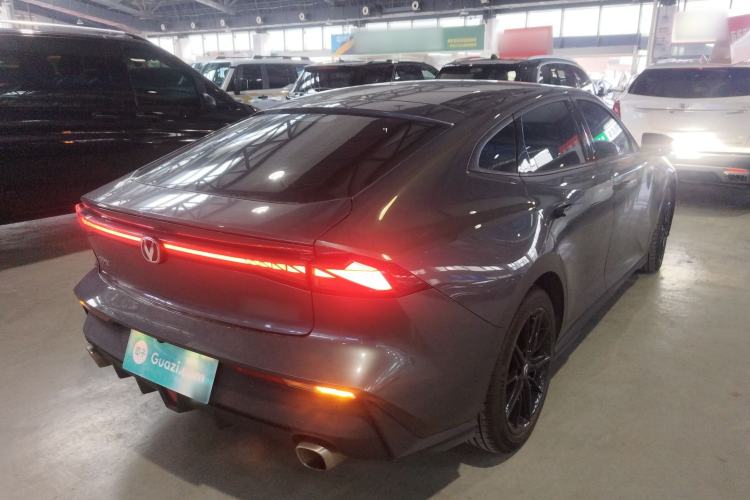 Used CHANGAN UNI-V 2022 1.5T Prestige Version