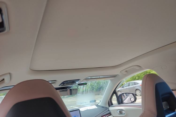 Used Lynk & Co 06 EM-P 2023 EM-P 126 Long-Range Pro