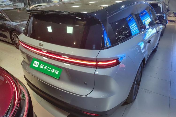 Used Li Auto i8 2025 Model Standard Version
