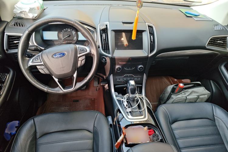 Used Ford Edge 2016 EcoBoost 245 Four-Wheel Drive Titanium Edition 7-Seater
