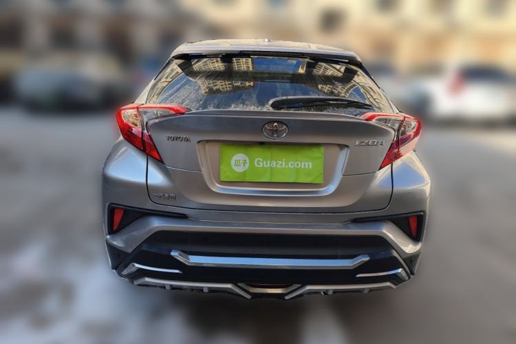 Used Toyota IZOA 2018 2.0L Yichi Version China VI Standard