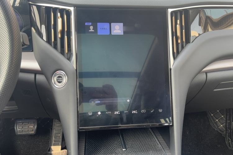 Used Hongqi HS7 PHEV 2024 2.0T PHEV Four-Wheel Drive Flagship Edition 7 Seats
