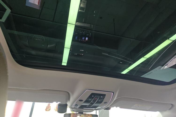 Used Audi A8 2019 Plus A8L 50 TFSI quattro Comfort Model Headliner