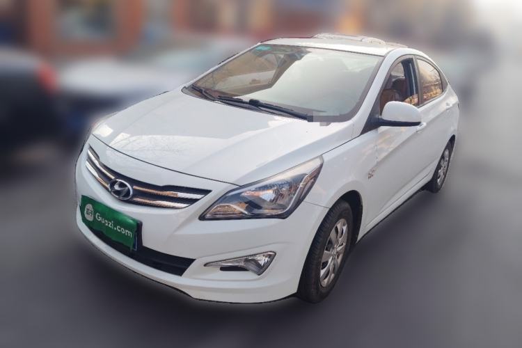 Used Hyundai Verna (older generation) 2014 1.4L Manual Smart GLS Trim