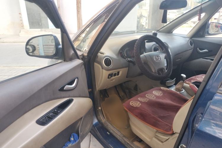 Used JAC Group Refine M2 2010 1.8L MT Comfort Model
