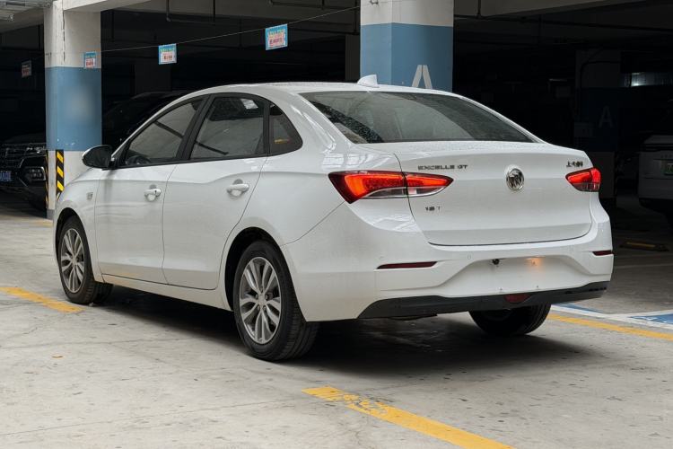 Used Buick GT 2018 18T Automatic Elite Model Exterior 2