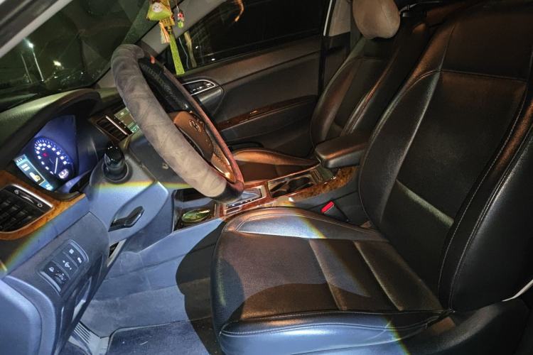 Used Hyundai Mistra 2014 2.0L Automatic Supreme LUX Trim