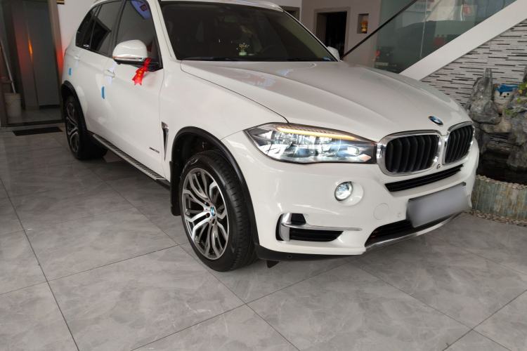 Used BMW X5 2017 xDrive35i parallel import

