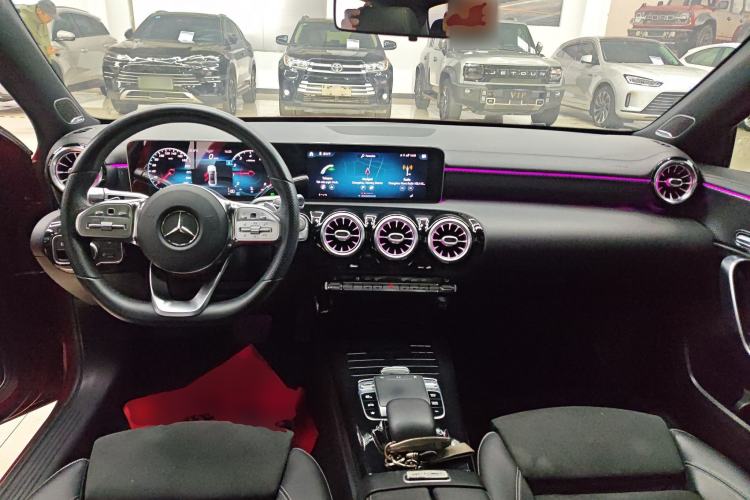 Used Mercedes-Benz A-Class 2019 A 200 L Sport Sedan Center Console