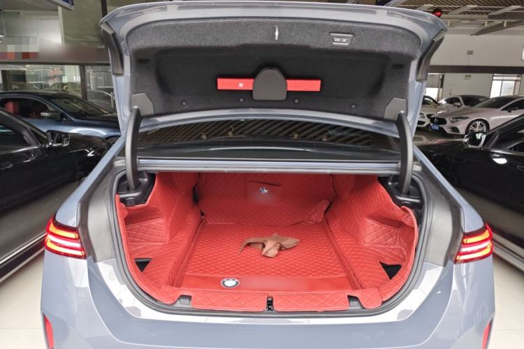 Used BMW 5 Series 2024 530Li Luxury Edition M Sport Package Trunk