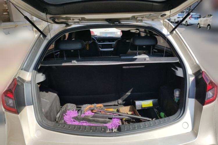 Used Geely Auto Vision X3 2019 Upgraded Model 1.5L Manual Elite Version
