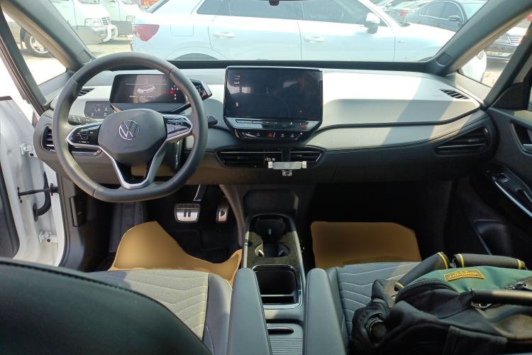 Used Volkswagen ID.3 2024 Outstanding Edition Center Console
