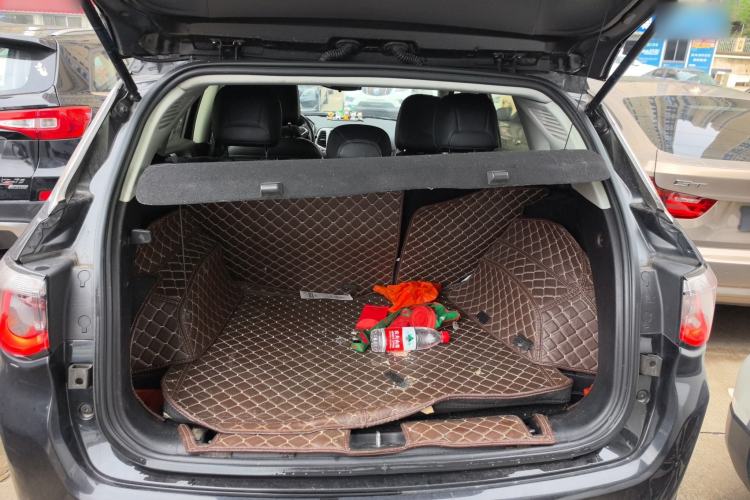 Used Jeep Compass 2017 200T Automatic Family Edition Trunk