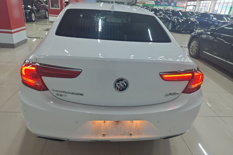 Used Buick LaCrosse 2018 28T Luxury Model
