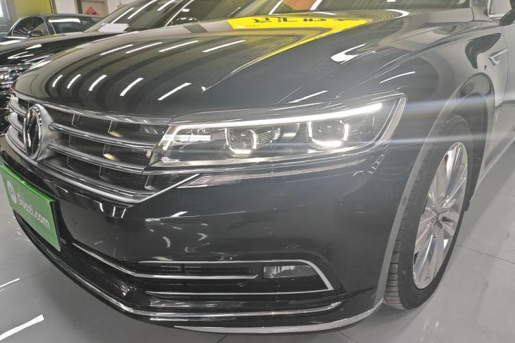 Used Volkswagen Phideon 2018 380TSI Two-Wheel-Drive Flagship Edition
