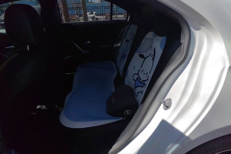 Used Mercedes-Benz A-Class 2022 Revised Version A 200 L Sport Sedan Fashionable Style