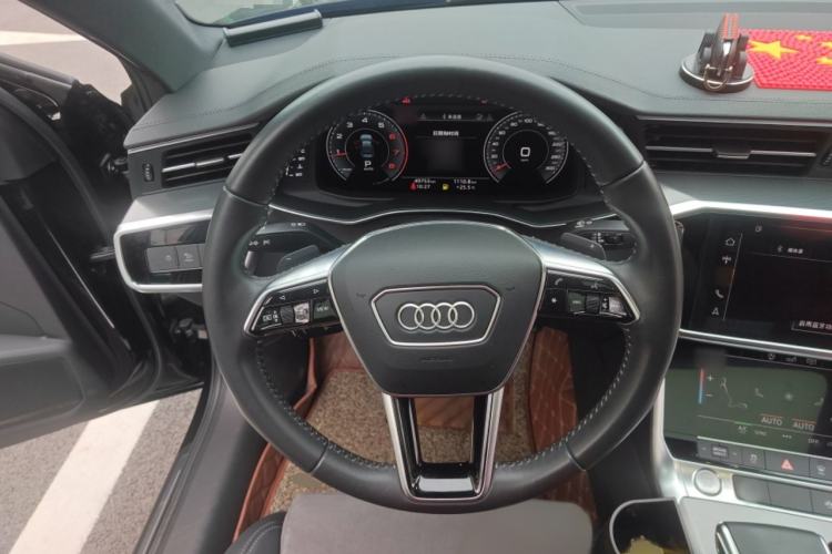 Used Audi A6L 2019 40 TFSI Luxury Dynamic Model Steering Wheel
