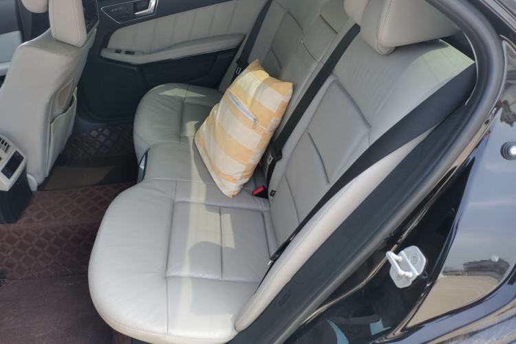 Used Mercedes-Benz E-Class 2012 E 300 L Fashion Model
