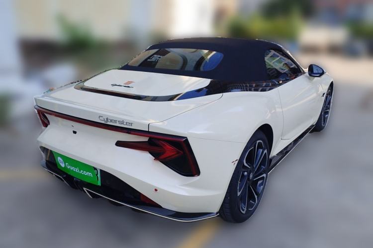 Used MG Cyberster 2024 520 km Legendary All-Wheel-Drive Version