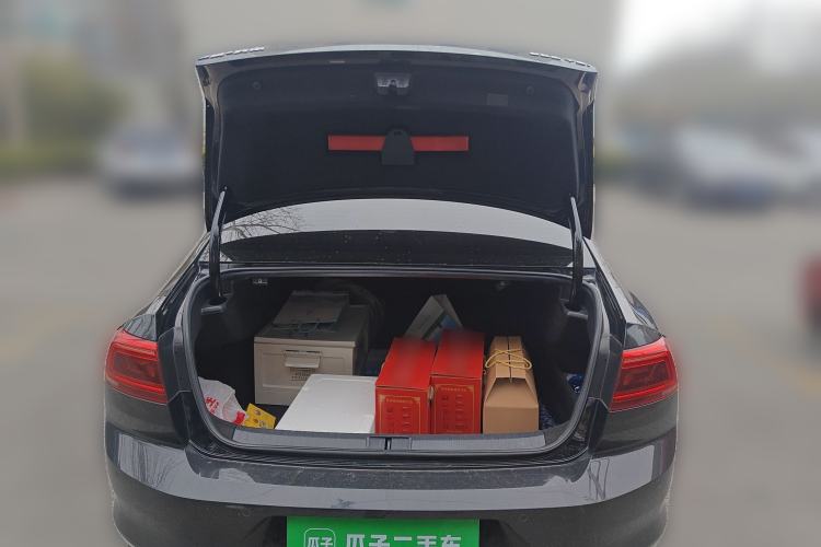 Used Volkswagen Magotan 2020 330TSI DSG Leading Model Trunk