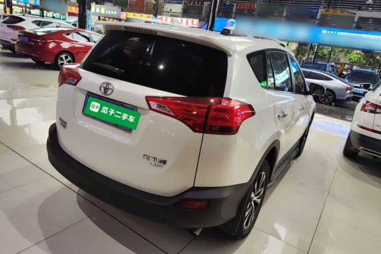 Used Toyota RAV4 2015 2.5L Automatic 4x4 Luxury Edition