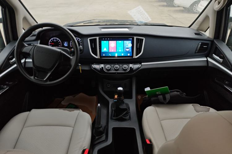 Used FORTHING Lingzhi 2022 M5L 1.6L Utility Model 7 Seats
