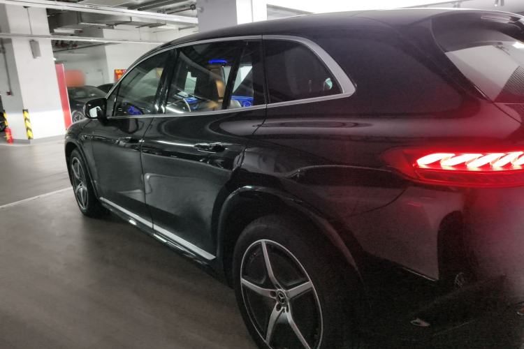 Used Mercedes-Benz EQS SUV 2023 450 4MATIC Pioneer Edition