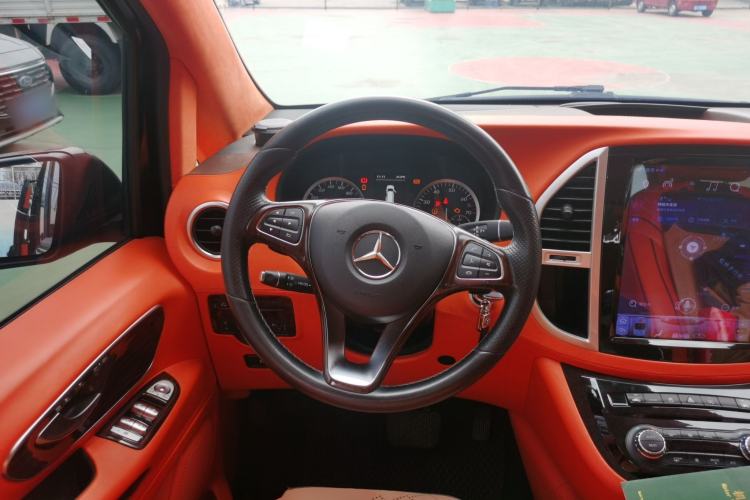 Used Mercedes-Benz Vito 2018 2.0T Business Version China VI Emission Standard