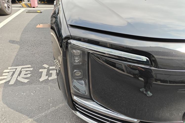 Used Hima S800 2025 Model, Range-Extended Starlight Premium Edition, 5 Seats