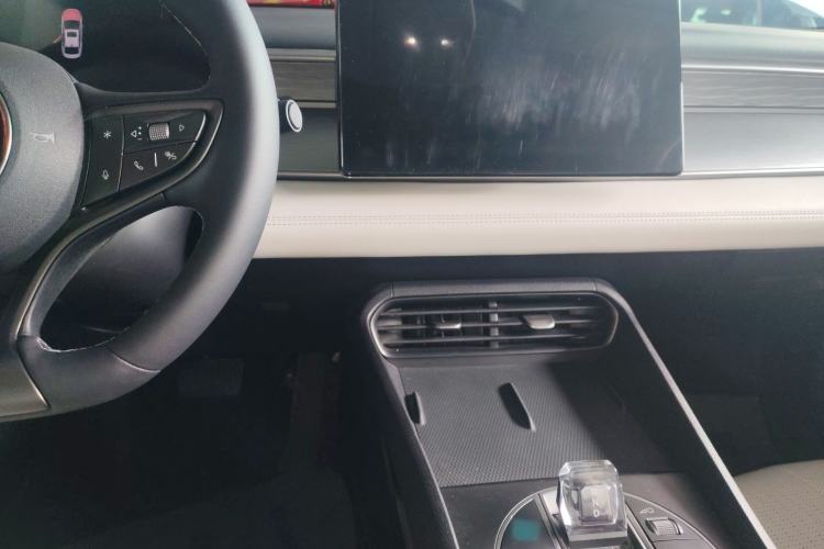 Used BYD Seal 05 DM-i 2025 DM-i Smart Drive 55KM Prestige Model Center Console