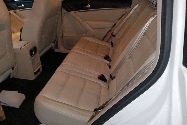 Used Volkswagen Tiguan 2013 2.0 TSI Automatic All-Wheel Drive Luxury Edition Left Rear Seat