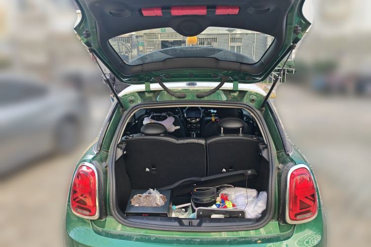 Used MINI MINI 2022 1.5T COOPER Classic Edition