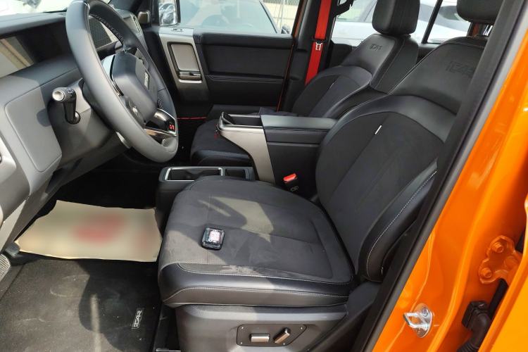 Used iCAR V23 2026 Model V23S 501 Four-Wheel Drive Peak Performance Edition Left Front Seat