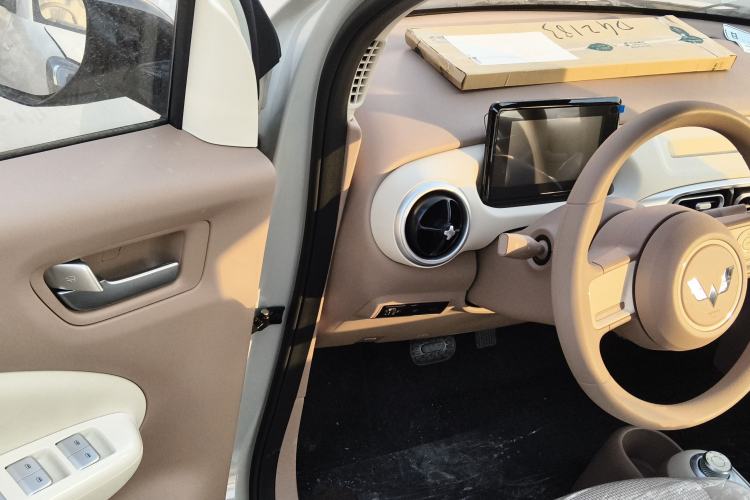 Used Wuling Hongguang MINIEV 2025 Four-Door Version Zhenxiang+ Edition