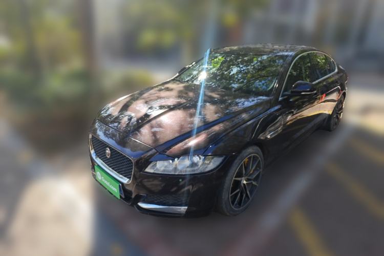 Used Jaguar XF 2016 XF 2.0T Two-Wheel-Drive Luxury Edition