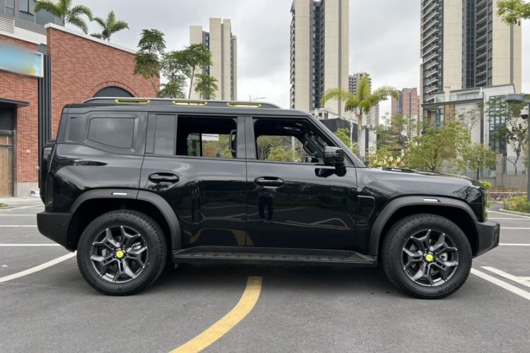 Used JETOUR Traveler 2023 2.0T All-Wheel Drive CrossPRO+ Exterior 9