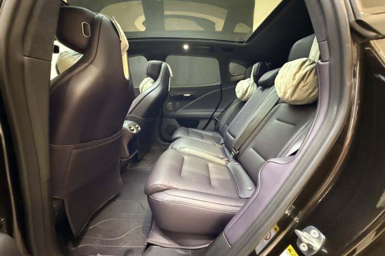 Used Avatr 07 2024 Max Extended-Range Edition Interior 5