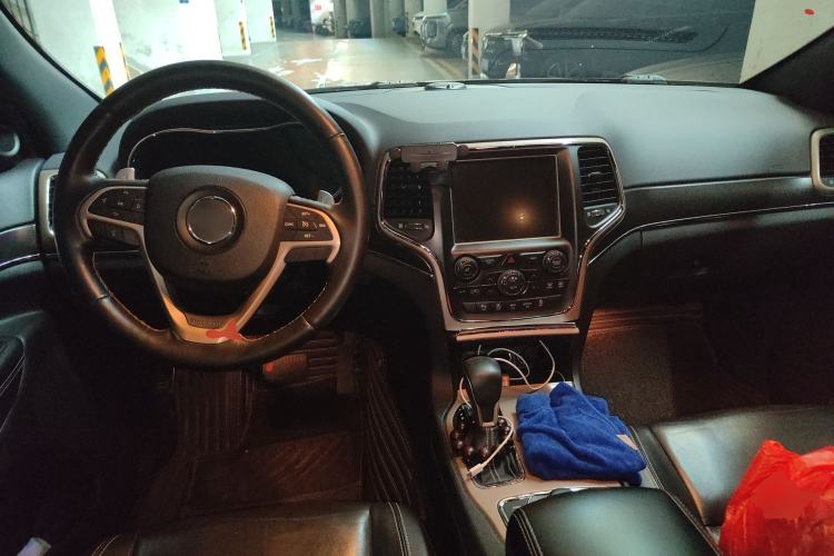 Used Jeep Grand Cherokee 2016 3.0L Comfort Navigation Edition